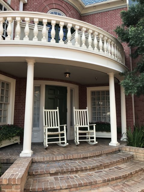 Rocking chairs at Hall of Presidents
