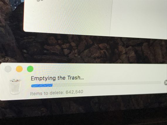 Deleting computer files