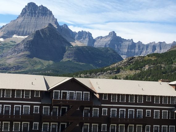 Many Glacier Hotel